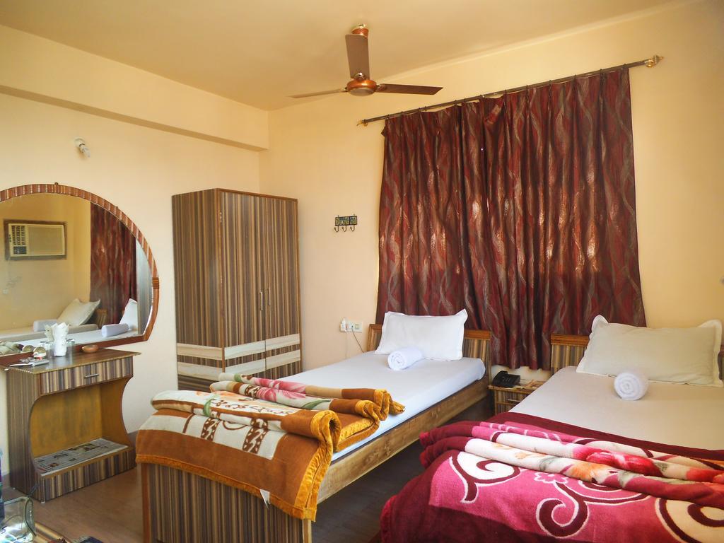 City Centre Hotel Agartala Cameră foto