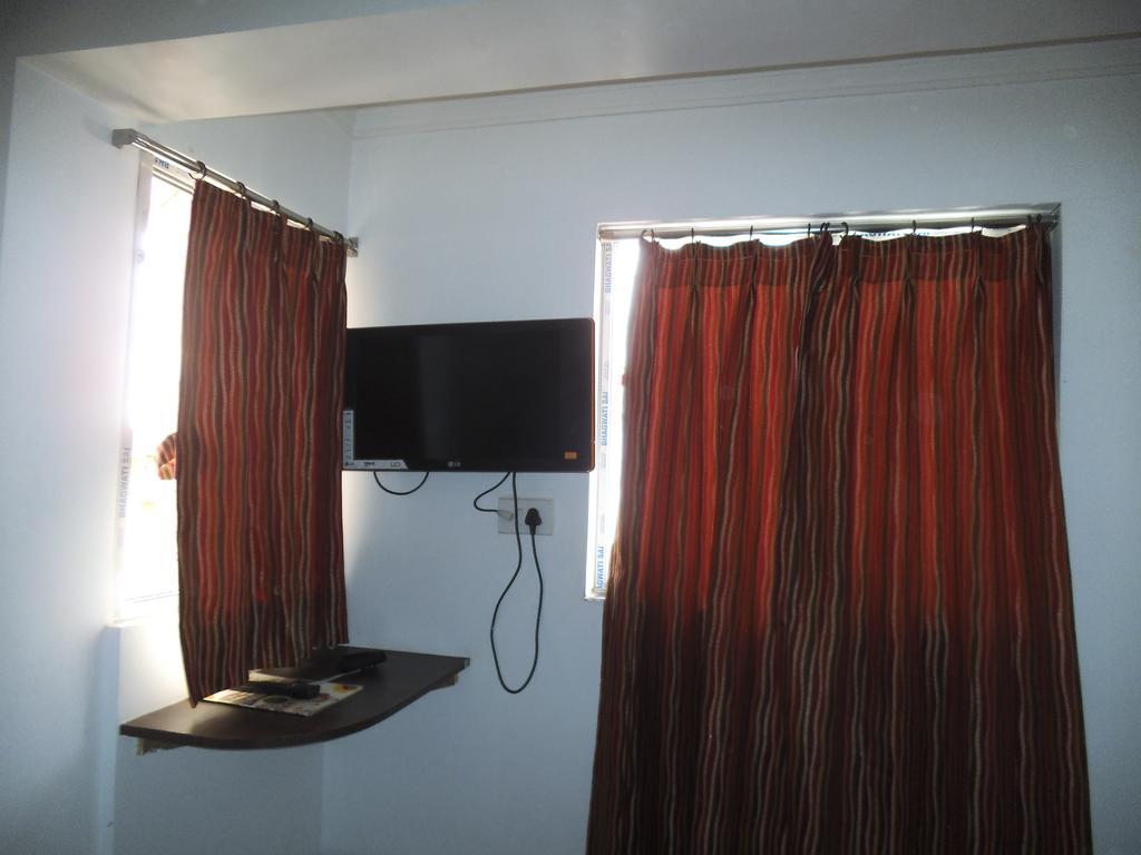 City Centre Hotel Agartala Cameră foto